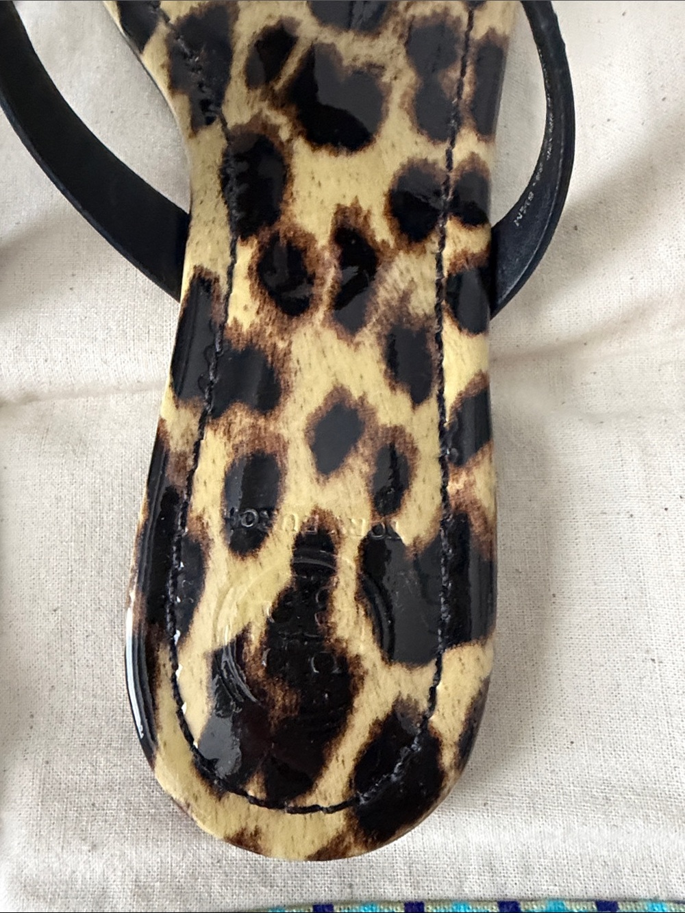 EUC Women’s Tory Burch Miller Patent Natural Leopard print size 6.5 - Picture 11 of 12